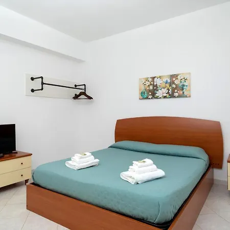 Costa Holiday Apartament Mascali